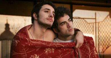 A scene from Nuovo Olimpo (via Netflix)